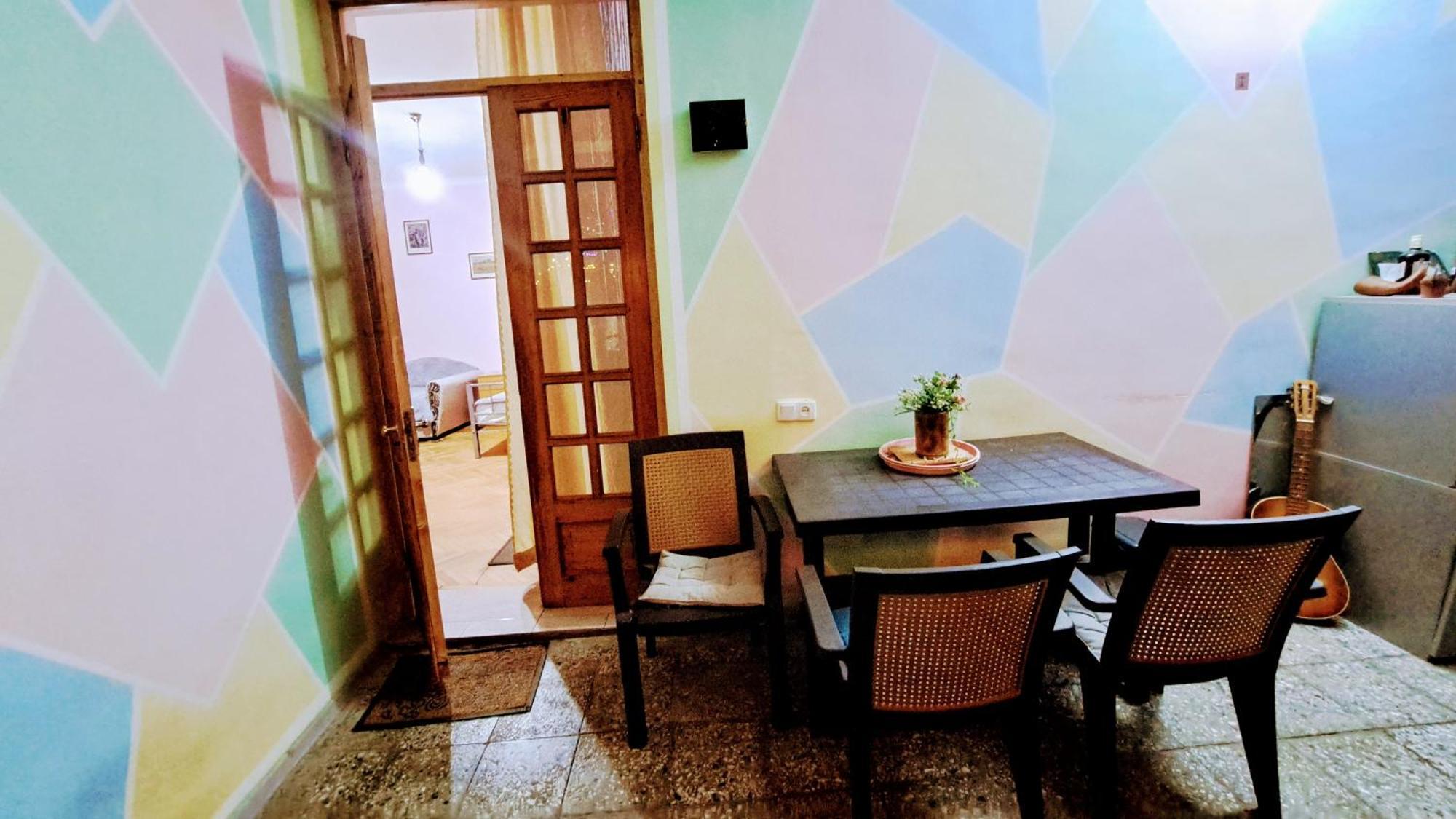 Beautiful Apartment In Old Tiflis Exterior foto